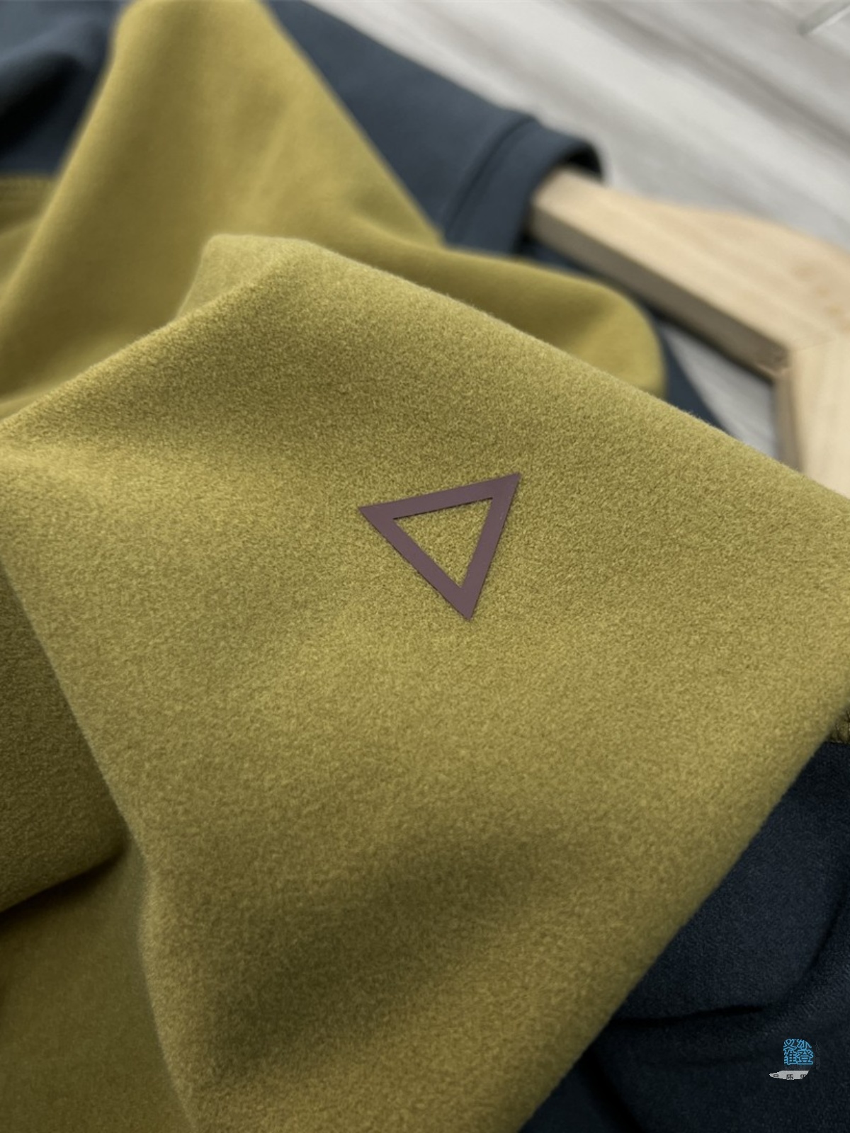 Double-Sided Merino Wool Hoodi - đánh giá và giá Outdoor Power Source